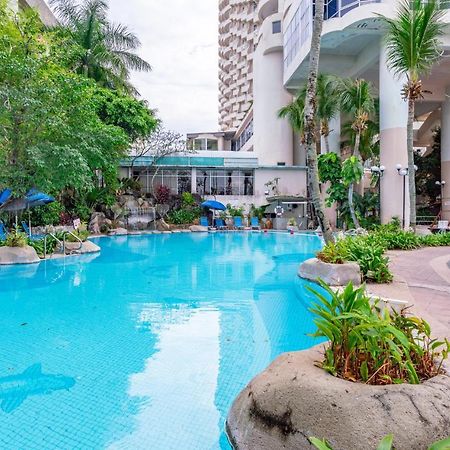 Seaview Deluxe Studio Couples Room S Tanjung Bungah (Penang) Exterior photo