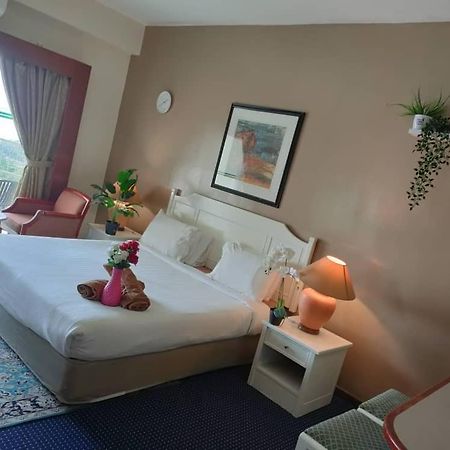 Seaview Deluxe Studio Couples Room S Tanjung Bungah (Penang) Exterior photo