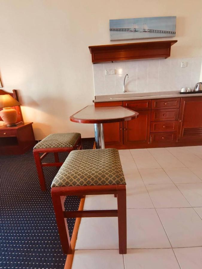 Seaview Deluxe Studio Couples Room S Tanjung Bungah (Penang) Exterior photo