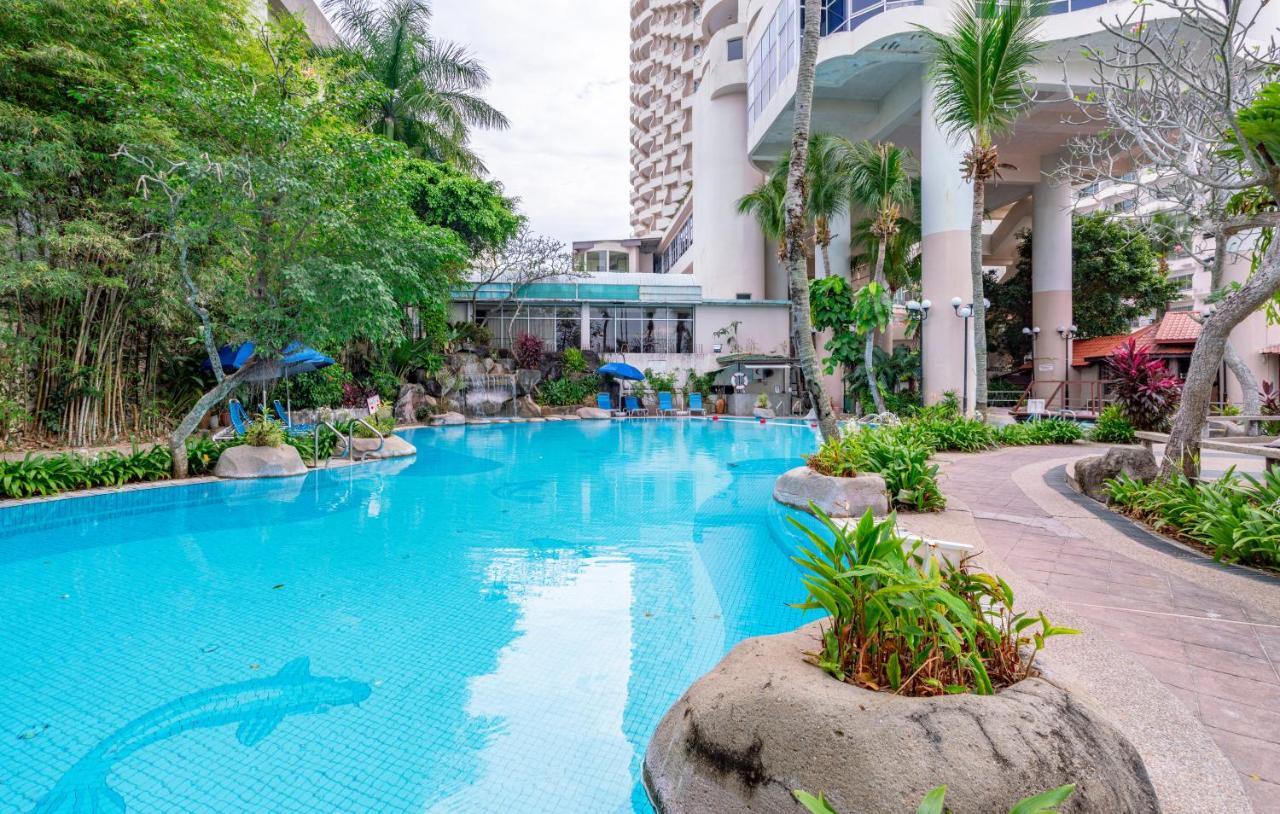 Seaview Deluxe Studio Couples Room S Tanjung Bungah (Penang) Exterior photo