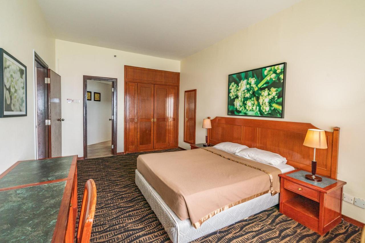 Seaview Deluxe Studio Couples Room S Tanjung Bungah (Penang) Exterior photo