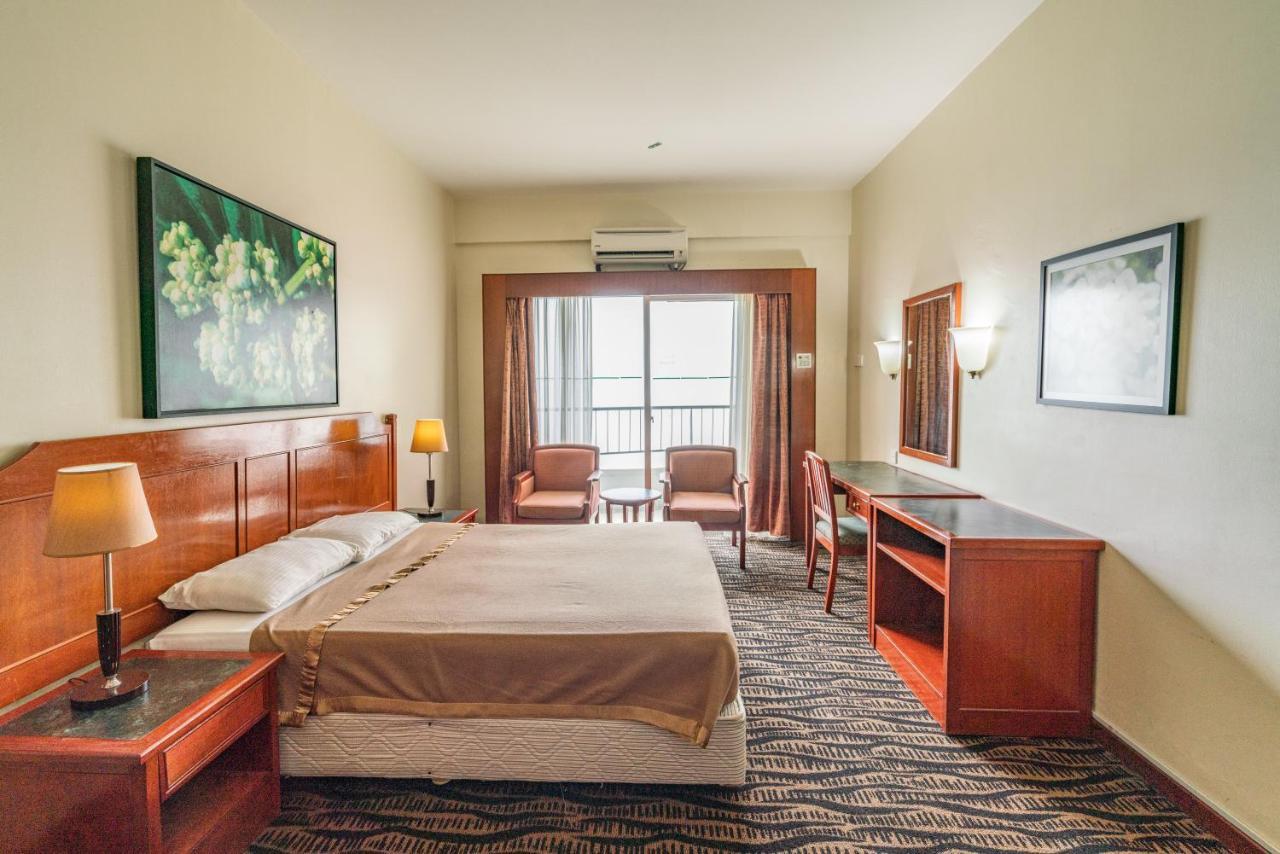Seaview Deluxe Studio Couples Room S Tanjung Bungah (Penang) Exterior photo