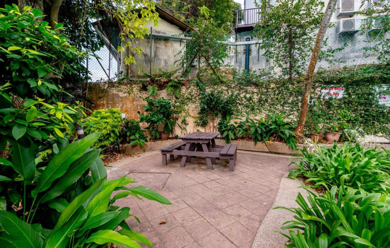 Seaview Deluxe Studio Couples Room S Tanjung Bungah (Penang) Exterior photo
