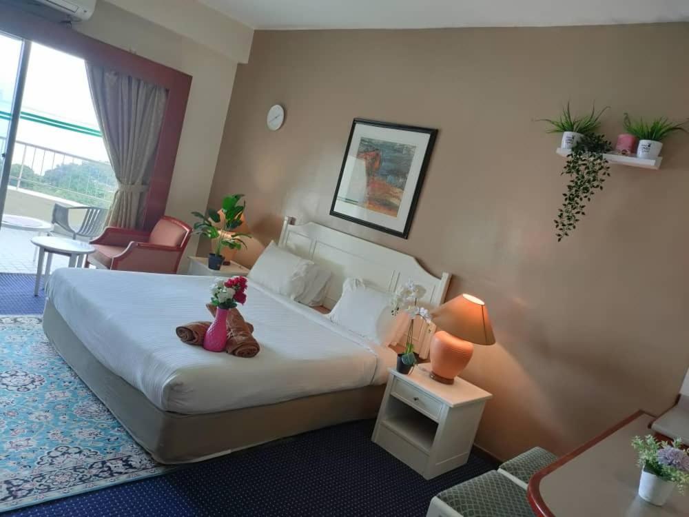 Seaview Deluxe Studio Couples Room S Tanjung Bungah (Penang) Exterior photo
